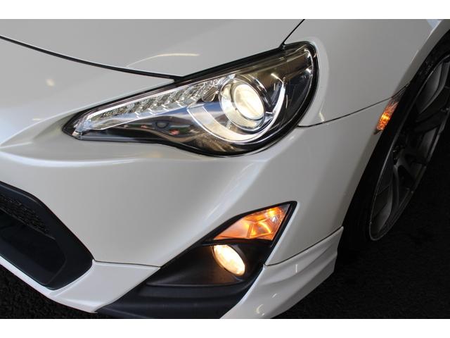 86 GT 禁煙車/6速MT車/TRDエアロ/RAYS19インチアルミホイール/HKS車高調/純正ナビ/バックカメラ/フルセグ/プッシュスタート/HIDヘッドライト/ブルートゥース接続/ETC/オートライト(31枚目)