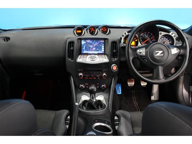 フェアレディZ バージョンST 禁煙車/ワンオーナー/6速MT/BOSEプレミアムサウンド/ブルートゥース接続/シートヒーター/バックカメラ/キーレスエントリー/ハーフレザーシート/記録簿/CDDVD再生/フルセグ/ETC(6枚目)