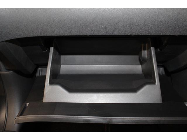 フェアレディZ バージョンST 禁煙車/ワンオーナー/6速MT/BOSEプレミアムサウンド/ブルートゥース接続/シートヒーター/バックカメラ/キーレスエントリー/ハーフレザーシート/記録簿/CDDVD再生/フルセグ/ETC(49枚目)