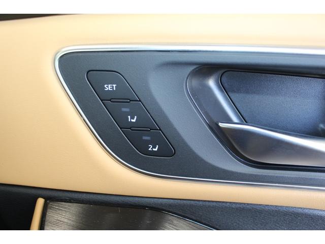 エクストレイル G e-4ORCE 禁煙車/タンナッパ革/2トーン/360度セーフティアシスト/ブラックリアスポイラー/デジタルインナーミラー/プロパイロット/ヘッドアップディスプレイ/シートメモリー/純正ナビ12.3型/4WD/ETC(18枚目)