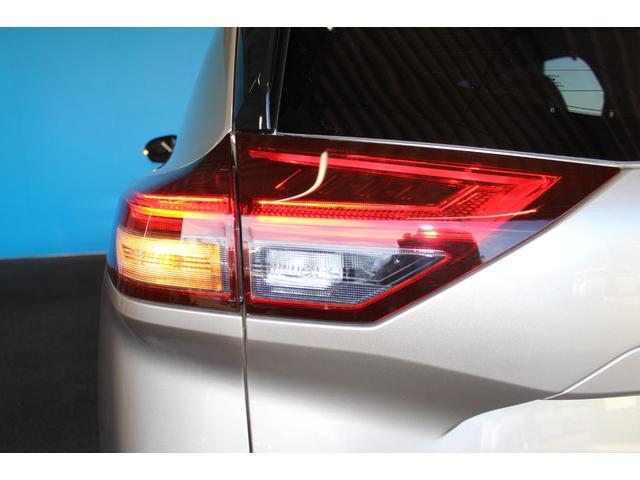 エクストレイル G e-4ORCE 禁煙車/タンナッパ革/2トーン/360度セーフティアシスト/ブラックリアスポイラー/デジタルインナーミラー/プロパイロット/ヘッドアップディスプレイ/シートメモリー/純正ナビ12.3型/4WD/ETC(44枚目)