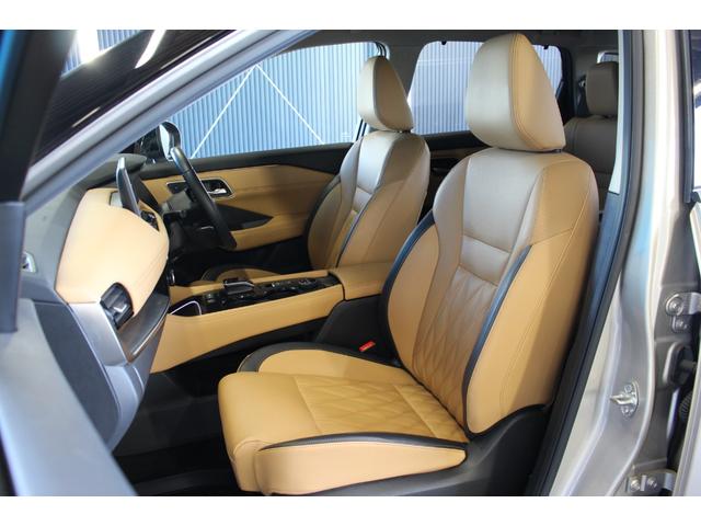 エクストレイル G e-4ORCE 禁煙車/タンナッパ革/2トーン/360度セーフティアシスト/ブラックリアスポイラー/デジタルインナーミラー/プロパイロット/ヘッドアップディスプレイ/シートメモリー/純正ナビ12.3型/4WD/ETC(51枚目)