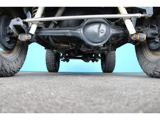 ジムニー クロスアドベンチャー　禁煙車／８型／リフトアップ／社外テールランプ／社外ナビ７型／シートヒーター／ターボタイマー／バックカメラ／４ＷＤ／ＥＴＣ／キーレス／スマートキー／ブルートゥース／電動格納ミラー／ＤＶＤ／寒冷地仕様（11枚目）