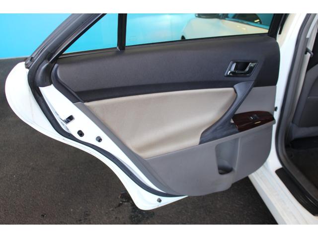 マークX 250G リラックスセレクション 禁煙/F・RバンパーG‘S仕様/社外ヘッドライト/社外テールランプ/純正HDD7インチナビ/パワーシート/ETC/Bluetooth/オートライト/記録簿/社外19インチAW/スマキー/シートカバー(47枚目)