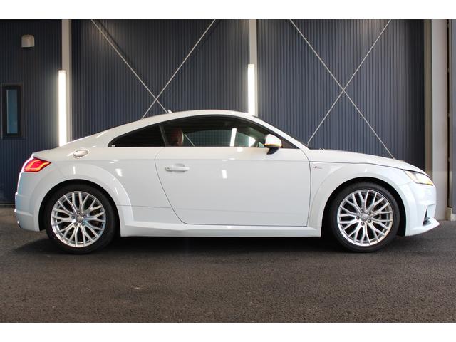 TTクーペ 2.0TFSI クワトロ Sラインパッケージ 禁煙/4WD/バーチャルコックピット/赤革シート/パワーシート/クリアランスソナー/純正メーカーナビ/純正18インチAW/ETC2.0/ドラレコ/LEDヘッドライト/Bluetooth接続/記録簿有り(31枚目)