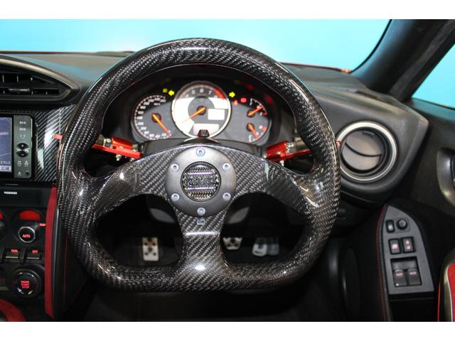 86 GT 禁煙車/TRDマフラー/HKSエキマニ/BLITZ車高調/ENKEI17インチアルミホイール/OMPステアリング/カーボン調リアスポイラー/純正ナビ/バックカメラ/フルセグ/HIDヘッドライト/ETC(7枚目)