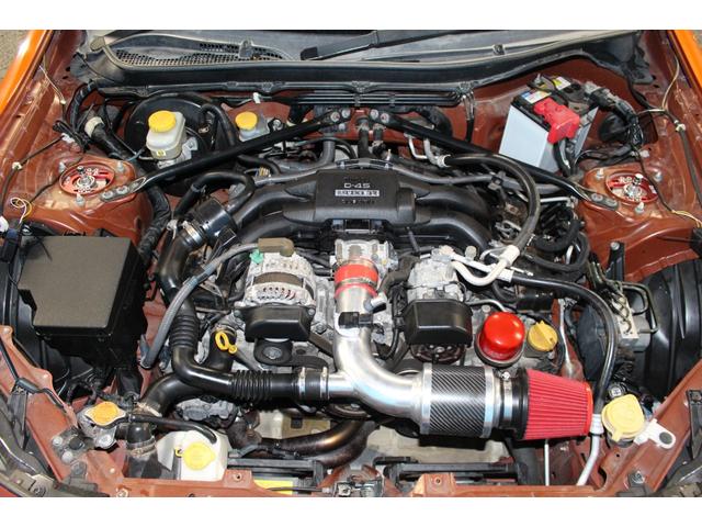 86 GT 禁煙車/TRDマフラー/HKSエキマニ/BLITZ車高調/ENKEI17インチアルミホイール/OMPステアリング/カーボン調リアスポイラー/純正ナビ/バックカメラ/フルセグ/HIDヘッドライト/ETC(16枚目)