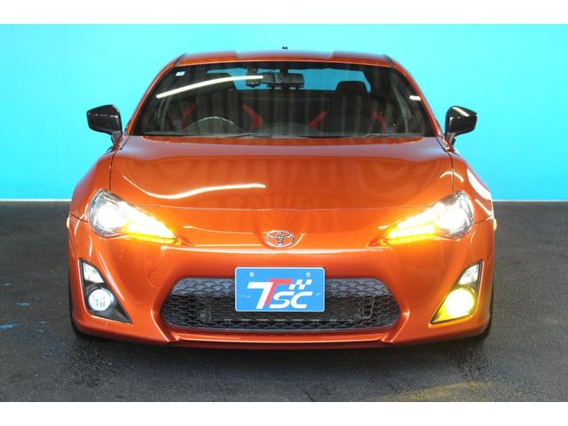 86 GT 禁煙車/TRDマフラー/HKSエキマニ/BLITZ車高調/ENKEI17インチアルミホイール/OMPステアリング/カーボン調リアスポイラー/純正ナビ/バックカメラ/フルセグ/HIDヘッドライト/ETC(27枚目)