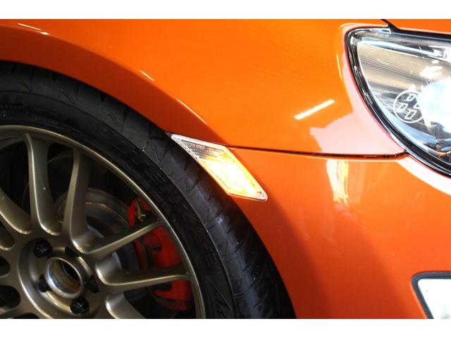 86 GT 禁煙車/TRDマフラー/HKSエキマニ/BLITZ車高調/ENKEI17インチアルミホイール/OMPステアリング/カーボン調リアスポイラー/純正ナビ/バックカメラ/フルセグ/HIDヘッドライト/ETC(32枚目)