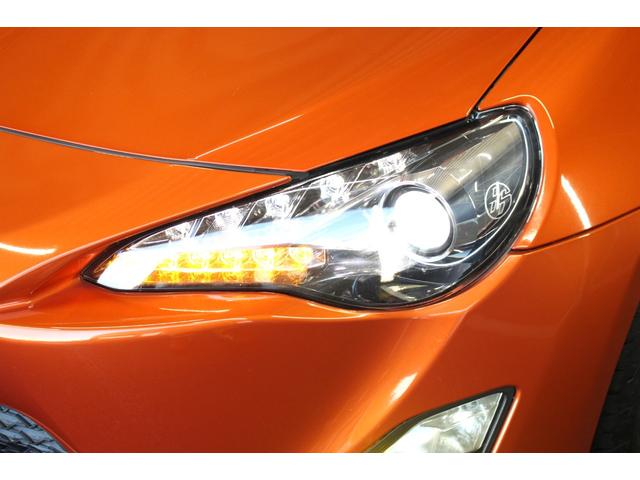 86 GT 禁煙車/TRDマフラー/HKSエキマニ/BLITZ車高調/ENKEI17インチアルミホイール/OMPステアリング/カーボン調リアスポイラー/純正ナビ/バックカメラ/フルセグ/HIDヘッドライト/ETC(35枚目)