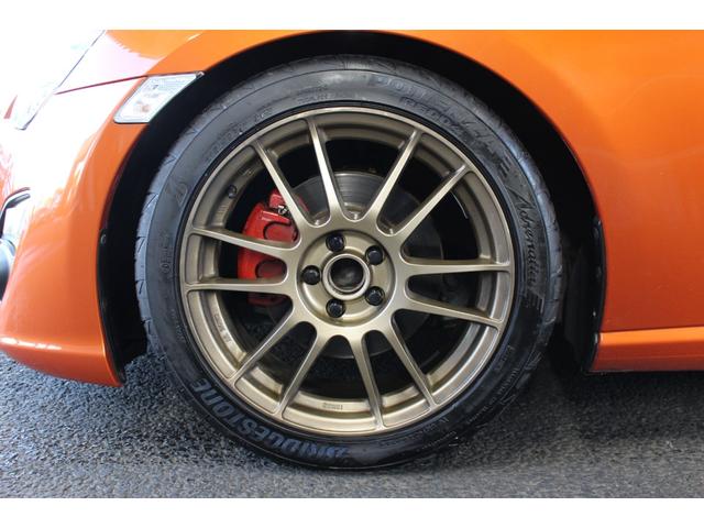 86 GT 禁煙車/TRDマフラー/HKSエキマニ/BLITZ車高調/ENKEI17インチアルミホイール/OMPステアリング/カーボン調リアスポイラー/純正ナビ/バックカメラ/フルセグ/HIDヘッドライト/ETC(41枚目)