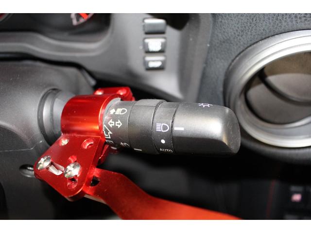 86 GT 禁煙車/TRDマフラー/HKSエキマニ/BLITZ車高調/ENKEI17インチアルミホイール/OMPステアリング/カーボン調リアスポイラー/純正ナビ/バックカメラ/フルセグ/HIDヘッドライト/ETC(70枚目)