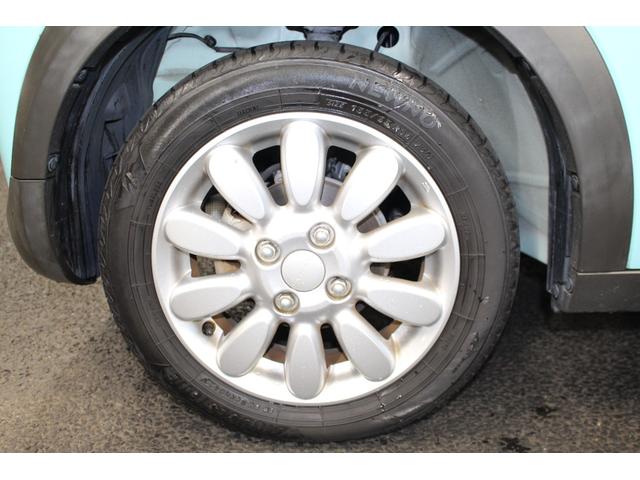 アルトラパン X 禁煙車/ワンオーナー/2トーンカラー/純正8インチナビ/全周囲カメラ/フルセグ/セーフティサポート/HIDヘッドライト/プッシュスタート/衝突軽減/USB端子/ブルートゥース接続/シートヒーター(53枚目)