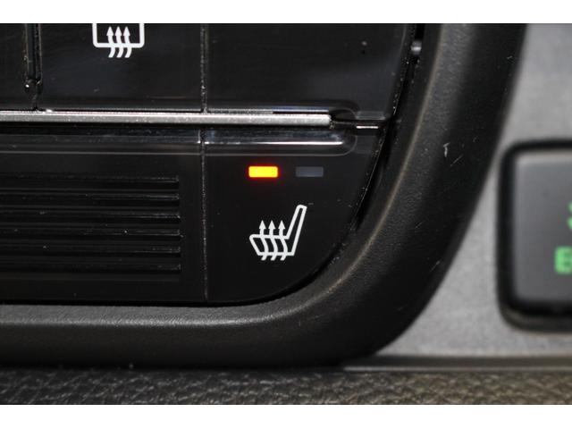 N-ONE RS 禁煙車/2トーンカラー/ホンダセンシング/6速MT/レーダークルーズコントロール/オートマチックハイビーム/純正ナビ8型/シートヒーター/LEDライト/バックカメラ/ブルートゥース/ETC/ターボ(18枚目)