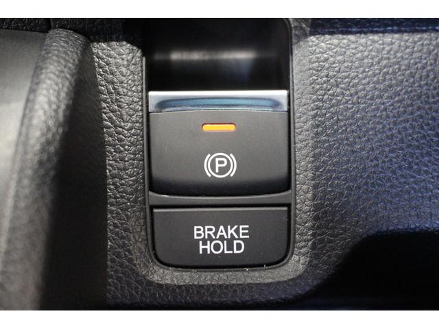 N-ONE RS 禁煙車/2トーンカラー/ホンダセンシング/6速MT/レーダークルーズコントロール/オートマチックハイビーム/純正ナビ8型/シートヒーター/LEDライト/バックカメラ/ブルートゥース/ETC/ターボ(45枚目)