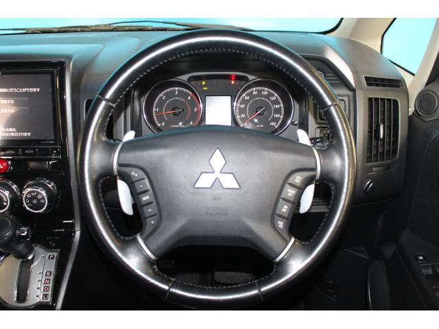 デリカD:5 D パワーパッケージ 禁煙車/ALPINE9型ナビ/後席モニター10.2型/4WD/両側電動スライドドア/三列シート/ウォークスルー/クルーズコントロール/シートヒーター/バックカメラ/ドライブレコーダー/ETC/フルセグ(18枚目)