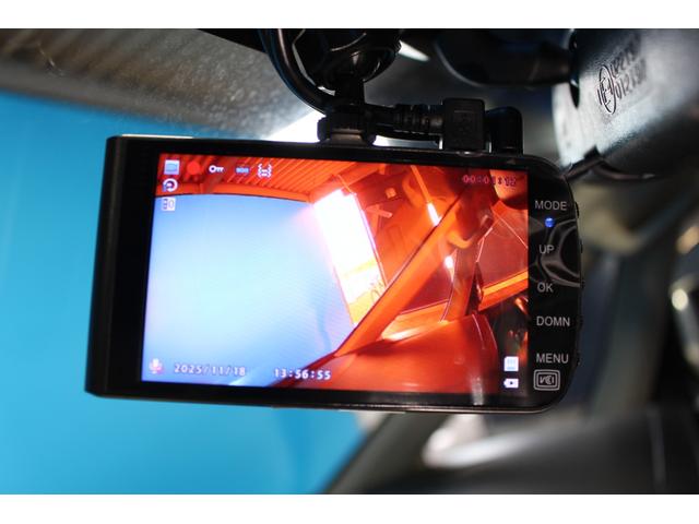 デリカD:5 D パワーパッケージ 禁煙車/ALPINE9型ナビ/後席モニター10.2型/4WD/両側電動スライドドア/三列シート/ウォークスルー/クルーズコントロール/シートヒーター/バックカメラ/ドライブレコーダー/ETC/フルセグ(21枚目)