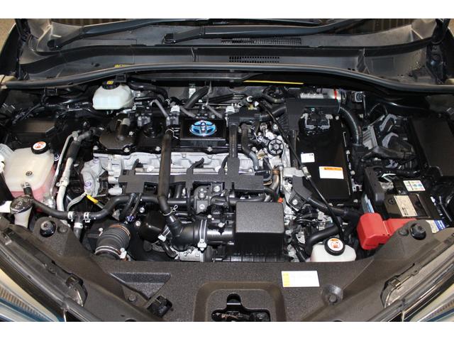 C-HR G 禁煙車/モデリスタエアロ/セーフティセンスP/Carrozzeria製8インチナビ/バックカメラ/フルセグ/レーダークルーズコントロール/ブラインドスポットモニター/LEDヘッドライト/ハーフレザー(13枚目)