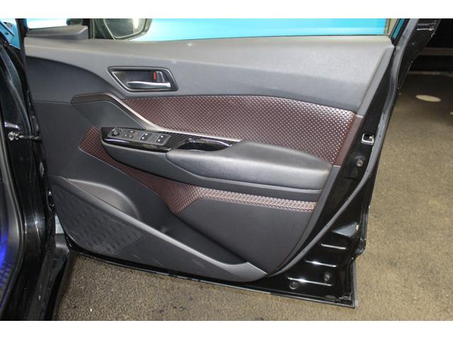 C-HR G 禁煙車/モデリスタエアロ/セーフティセンスP/Carrozzeria製8インチナビ/バックカメラ/フルセグ/レーダークルーズコントロール/ブラインドスポットモニター/LEDヘッドライト/ハーフレザー(45枚目)