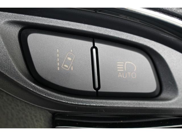 ヴィッツ GRスポーツGR WORKエモーション17インチAW/EXAS社外マフラー/ミシュランタイヤ/ドライブレコーダー/純正ナビ/バックカメラ/衝突軽減ブレーキ/レーンキープアシスト/禁煙/ETC/LEDヘッドライト(12枚目)