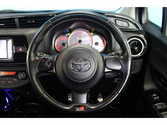 ヴィッツ GRスポーツGR WORKエモーション17インチAW/EXAS社外マフラー/ミシュランタイヤ/ドライブレコーダー/純正ナビ/バックカメラ/衝突軽減ブレーキ/レーンキープアシスト/禁煙/ETC/LEDヘッドライト(59枚目)