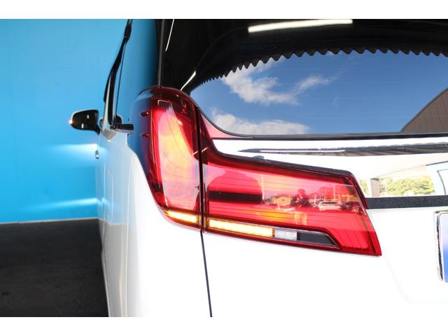 アルファード 2.5S Cパッケージ 禁煙車/ツインムーンルーフ/3眼LEDヘッドライト/デジタルインナーミラー/ALPINE11インチナビ/ALPINE後席モニター/パワーバックドア/ステアリングヒータ/アダプティブクルーズコントロール(43枚目)