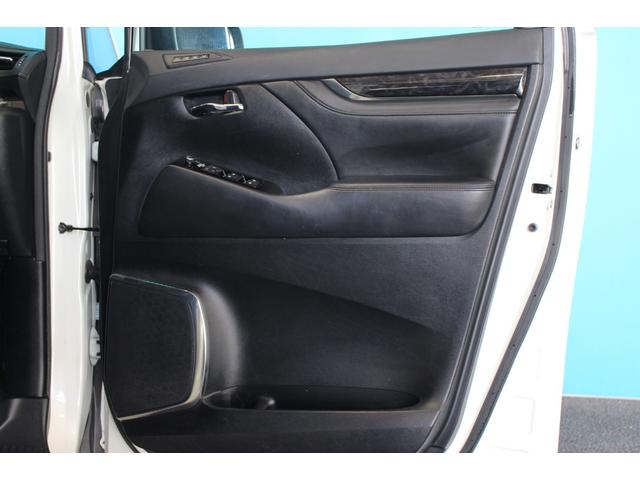 アルファード 2.5S Cパッケージ 禁煙車/ツインムーンルーフ/3眼LEDヘッドライト/デジタルインナーミラー/ALPINE11インチナビ/ALPINE後席モニター/パワーバックドア/ステアリングヒータ/アダプティブクルーズコントロール(54枚目)