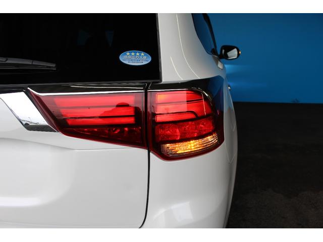 MITSUBISHI OUTLANDER PHEV G PREMIUM PACKAGE