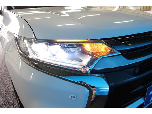 MITSUBISHI OUTLANDER PHEV G PREMIUM PACKAGE