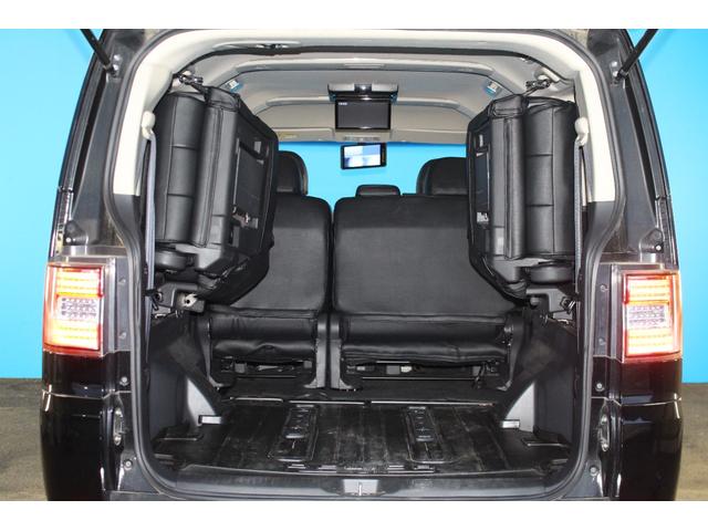 デリカＤ：５ Ｄ　パワーパッケージ　禁煙車／ＡＬＰＩＮＥ製後席モニター／ＡＬＰＩＮＥ製９インチナビ／バックカメラ／リフトアップ／オーバーフェンダー／構造変更済み／レザー調シートカバー／両側パワースライドドア／ＨＩＤヘッドライト／ＥＴＣ（10枚目）