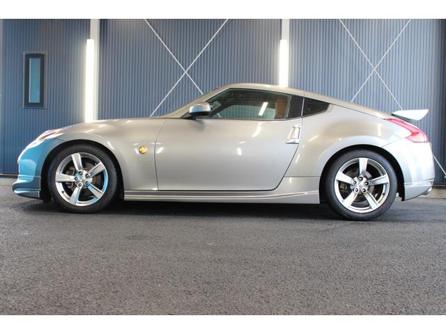 フェアレディZ バージョンT 禁煙車/NISMOエアロ/BOSEサウンド/純正ナビ/フルセグ/NISMOフロアマット/HIDヘッドライト/ハーフレザーシート/パワーシート/シートヒーター/パドルシフト/プッシュスタート/ETC(32枚目)