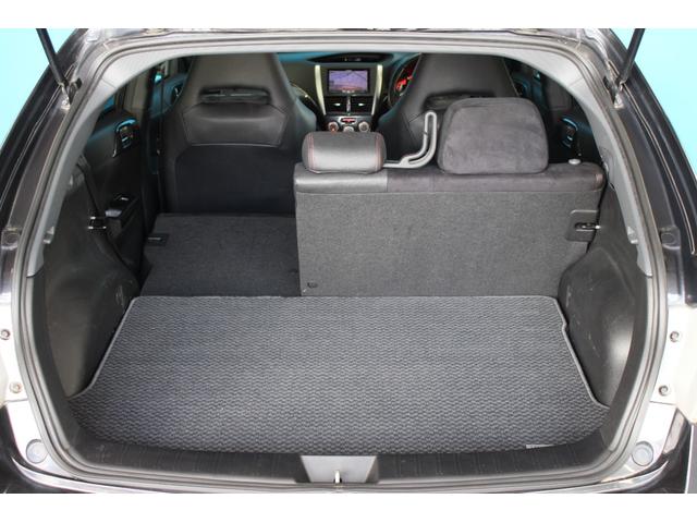 インプレッサ ＷＲＸ　ＳＴＩ　Ａライン　タイプＳ　ＲＥＣＡＲＯシート／ＳＴＩスポイラー／４本出マフラー／禁煙／ドライブレコーダー／純正１８インチＡＷ／カロッツエリア製ナビ／オートクルーズコントロール／プッシュスタート／スマートキー／ＥＴＣ・（28枚目）