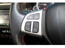 ナビ連動のステアリングスイッチ装備！