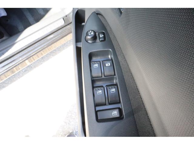 ステラ Ｒ　Ｌｉｍｉｔｅｄ　ケンウッドナビ　ＥＴＣ　ＨＩＤヘッドランプ　キーレスエントリーシステム　フルオートエアコン　１４ｉｎ純正アルミホイール　ｉ－ｐｏｄ接続可能　運転席シートリフター（17枚目）