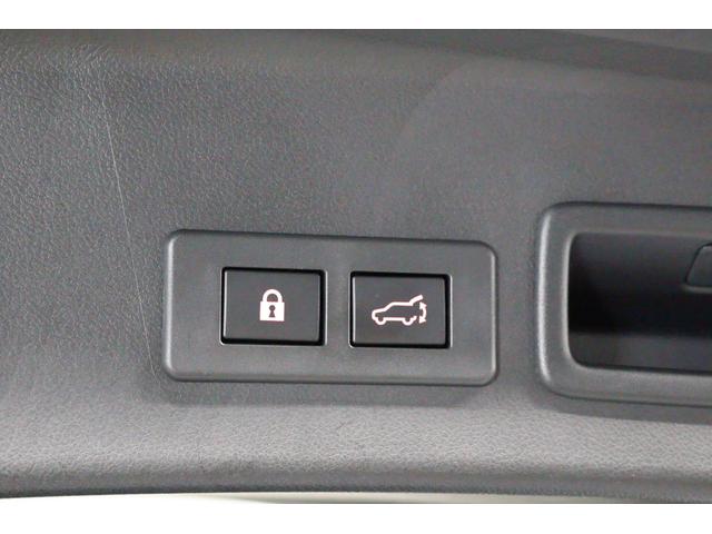 レヴォーグ ＳＴＩスポーツ　新世代アイサイト　純正ドライブレコーダー（前後方録画）　ＥＴＣ２．０　ＬＥＤアクセサリーライナー　ドアバイザー　ＳＴＩドアハンドルプロテクター　ＡＶＨ（オートビークルホールド）　歩行者保護エアバッグ（28枚目）