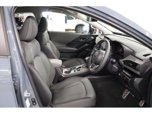 クロストレック リミテッド　ＡＷＤ　元弊社社用車　純正ドライブレコーダー（前後方録画）　ＥＴＣ２．０　ＬＥＤアクセサリーライナー　ドアバイザー　スプラッシュボード　ルーフレール　ＡＶＨ（オートビークルホールド）　Ｘモード（17枚目）
