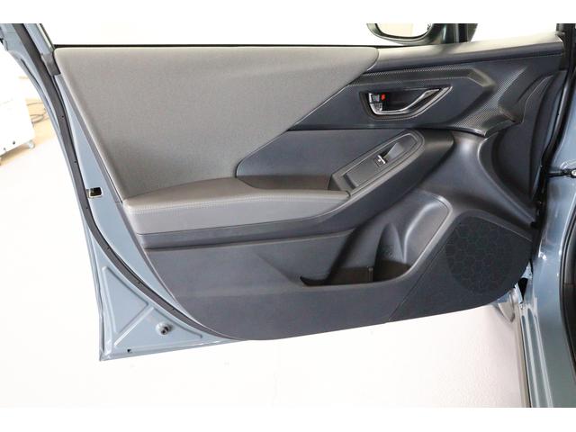 クロストレック リミテッド　ＡＷＤ　元弊社社用車　純正ドライブレコーダー（前後方録画）　ＥＴＣ２．０　ＬＥＤアクセサリーライナー　ドアバイザー　スプラッシュボード　ルーフレール　ＡＶＨ（オートビークルホールド）　Ｘモード（60枚目）