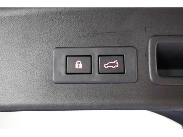 レヴォーグ ＳＴＩスポーツ　ＥＸ　アイサイトＸ　純正ドライブレコーダー（前後）　ＳＴｉフルエアロ　ＬＥＤライナー　スマートリヤビューミラー　パワーリヤゲート　専用本革シート　フロントカメラ　サイドカメラ　リヤカメラ（18枚目）