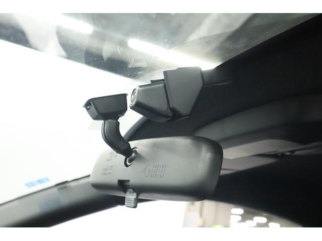 ＢＲＺ Ｒ　ＳＴＩエアロパッケージ　トランクスポイラー　６ＭＴ車　純正９インチカロッツェリアサイバーナビ・ドライブレコーダー・ＥＴＣ２．０・リヤビューカメラ・プッシュスタート・オートクルーズコントロール・１７インチアルミホイール・ワンオーナー・禁煙車（19枚目）