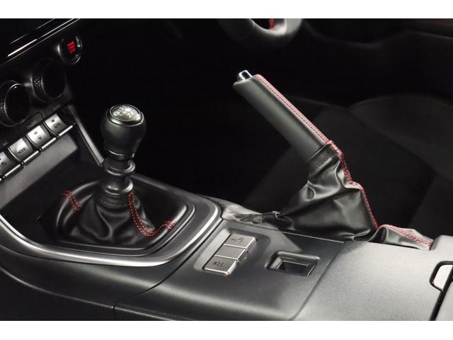 ＢＲＺ Ｒ　ＳＴＩエアロパッケージ　トランクスポイラー　６ＭＴ車　純正９インチカロッツェリアサイバーナビ・ドライブレコーダー・ＥＴＣ２．０・リヤビューカメラ・プッシュスタート・オートクルーズコントロール・１７インチアルミホイール・ワンオーナー・禁煙車（47枚目）