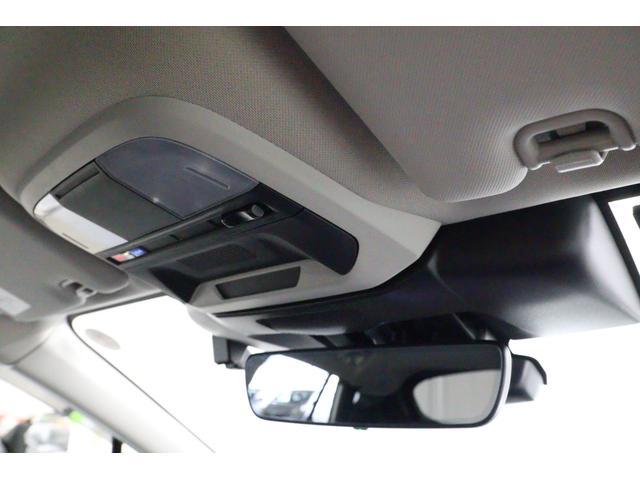 クロストレック リミテッド　元社用車　ナビ　ＥＴＣ　前後ドラレコ　１１．６インチディスプレイパネル　ドアバイザー　シートメモリー　リヤビークルディテクション　ＳＲＨ　ＥＴＣ　フロント＆サイド＆リヤカメラ（42枚目）