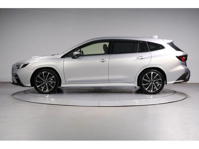 レヴォーグ ＳＴＩ　Ｓｐｏｒｔ　ＥＸ　アイサイトＸ搭載車　電動リヤゲート　アイサイトＸ　１１．６インチセンターインフォメーションディスプレイ　Ａｐｐｌｅ　ＣａｒＰｌａｙ　Ａｎｄｒｏｉｄ　Ａｕｔｏ　フロント・サイド・バックカメラ　ドライブレコーダー（3枚目）