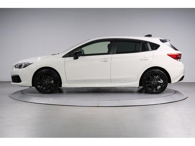 インプレッサスポーツ ＳＴＩスポーツ　アイサイトセイフティプラス　ＬＥＤヘッドライト　ＬＥＤアクセサリーライナー　社外パナＳＤナビＴＶ　ＥＴＣ　１８インチ純正アルミ　シートヒーター　キーレスアクセス＆プッシュスタート　ワンオーナー（3枚目）