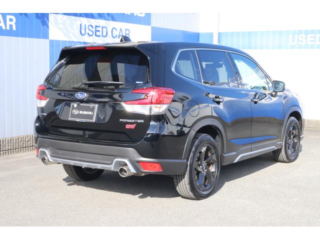 東京スバル認定Ｕ−ＣＡＲ！人気色ブラックマイカのＳＫ後期型フォレスタスポーツが入荷！ナビ・ＥＴＣはもちろんパワーリヤゲート・サンルーフ等メーカーオプションもついておすすめです！