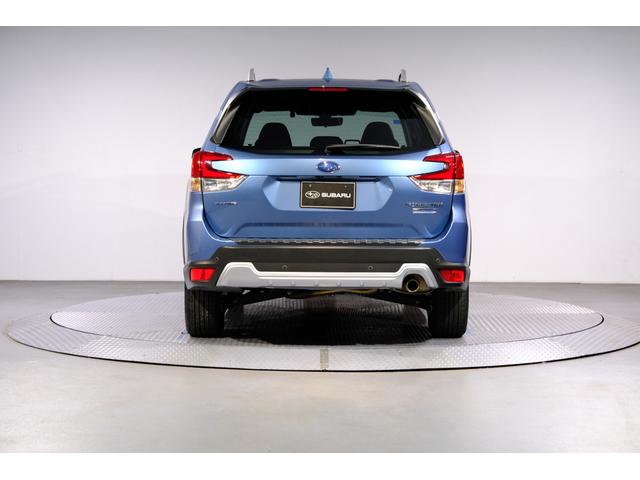 フォレスター アドバンス 新世代アイサイト e-BOXER ルーフレール 8インチパナソニックSDナビ バックカメラ ETC2.0 LEDアクセサリーライナー ドアバイザー トノカバー スマートリヤビューミラー 左右独立温度調整機能付フルオートエアコン(5枚目)