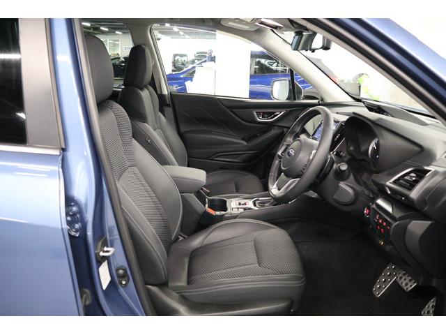 フォレスター アドバンス 新世代アイサイト e-BOXER ルーフレール 8インチパナソニックSDナビ バックカメラ ETC2.0 LEDアクセサリーライナー ドアバイザー トノカバー スマートリヤビューミラー 左右独立温度調整機能付フルオートエアコン(8枚目)