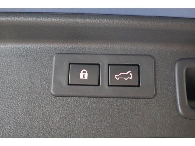 フォレスター アドバンス 新世代アイサイト e-BOXER ルーフレール 8インチパナソニックSDナビ バックカメラ ETC2.0 LEDアクセサリーライナー ドアバイザー トノカバー スマートリヤビューミラー 左右独立温度調整機能付フルオートエアコン(29枚目)