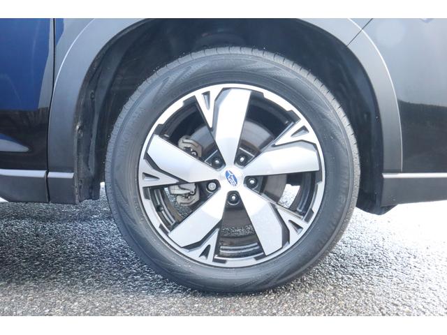 アドバンス純正１８ｉｎ切削加工アルミホイール装備！タイヤの山や状態等、気になる部分はお気軽にお問い合わせください！