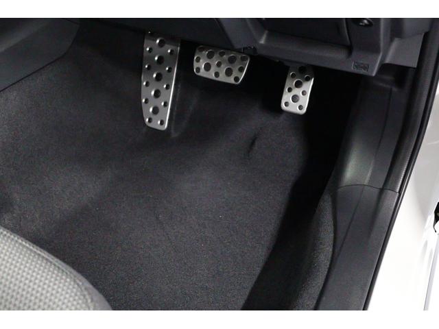 クロストレック リミテッド STIマフラー 低走行! STIマフラー ステアリングヒーター シートヒーター カーゴステップパネル 11.6インチナビ X-MODE AVH SRH VDC SRVD RAB QI充電器(59枚目)