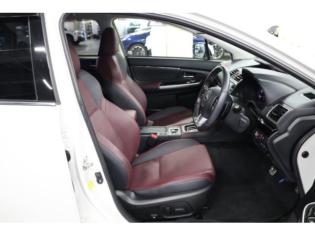 レヴォーグ 1.6STIスポーツアイサイト アプライドD型 タイヤ新品! パナソニック8型ナビ ETC2.0 バックカメラ リアオートマチックブレーキ リアビークルディテクション LEDアクセサリーライナー 本革シート トノカバー(8枚目)